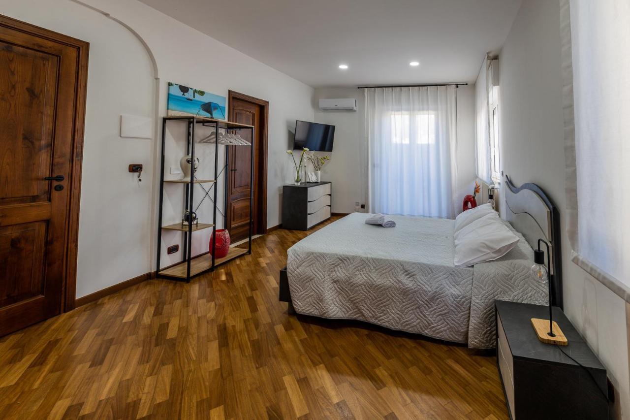 Bed and Breakfast I Barcaioli Giardini-Naxos Exterior foto